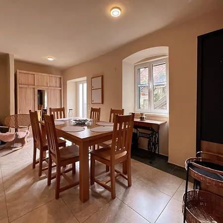 La Padrina Oasis Apartmán *